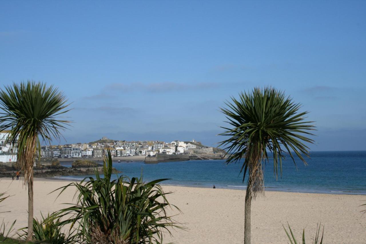 Coast Accommodation St Ives  Exterior photo